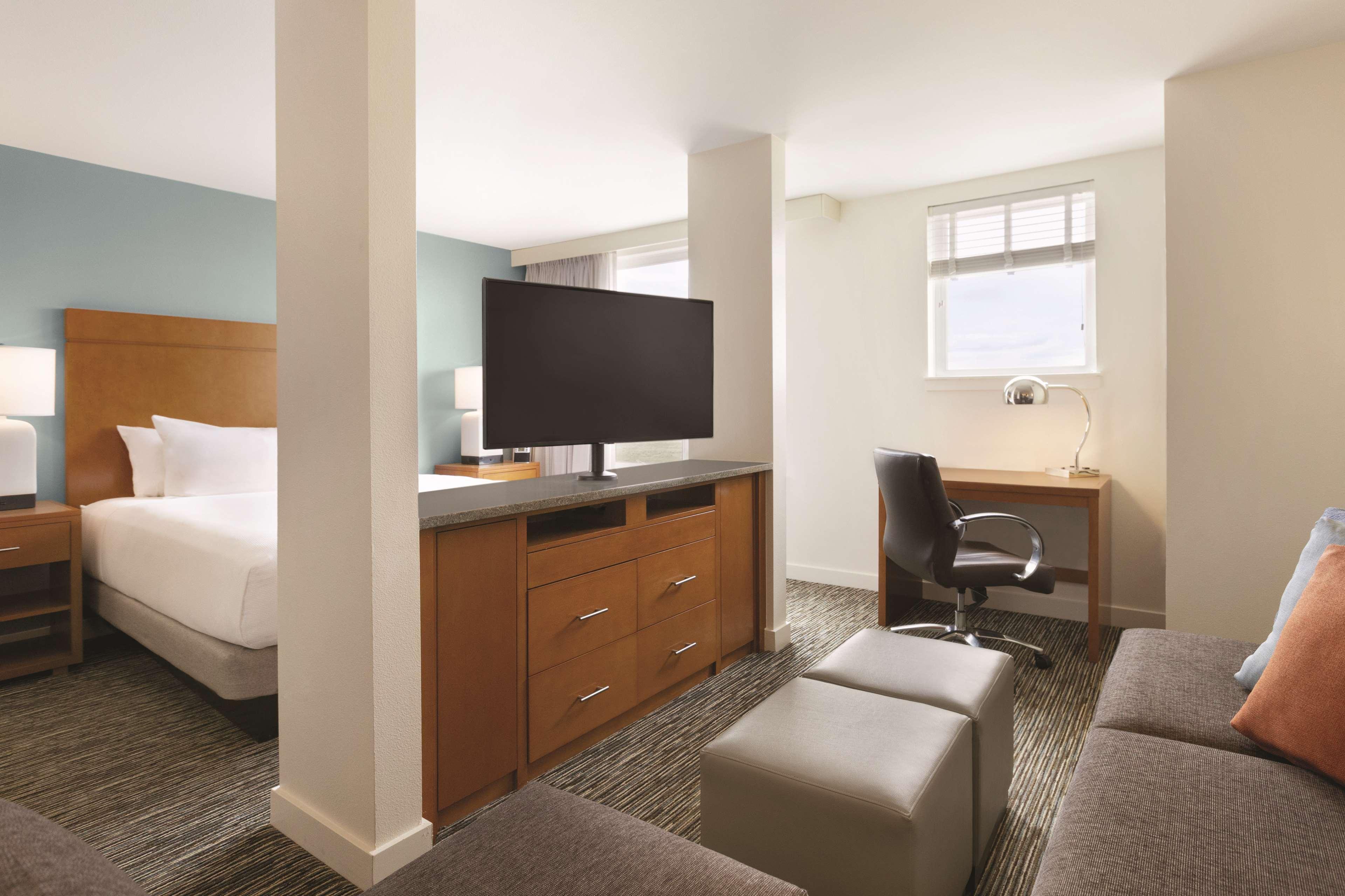 King Studio Suite